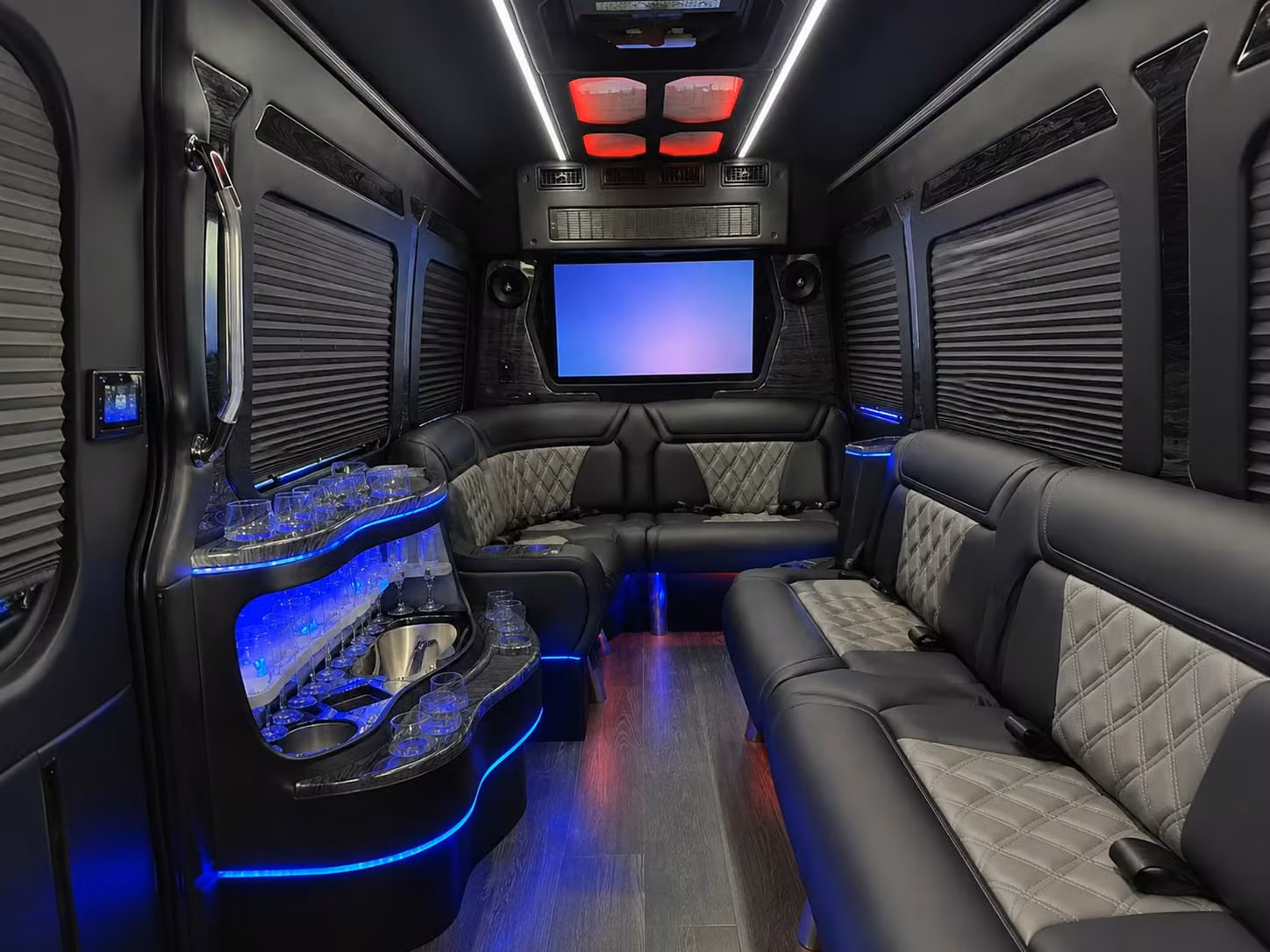 book prom transportation to any phoenix venue from old town scottsdale to downtown tempe